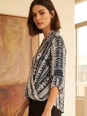 Parker blue and white print silk hi/low blouse size XS